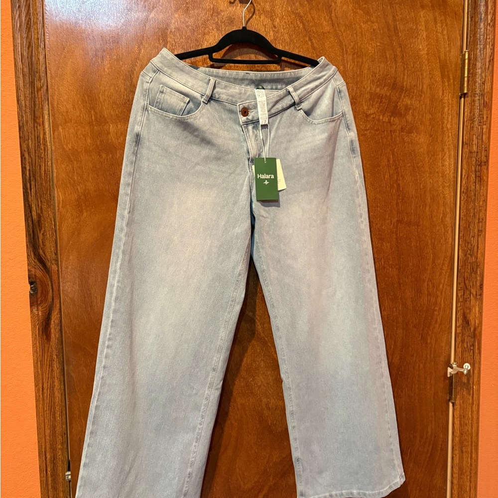 HALARA Light Wash Wide Leg Jeans